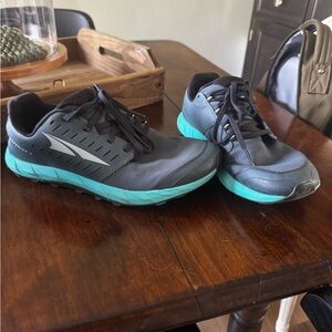 Altra women’s Gray and Teal Running Shoes